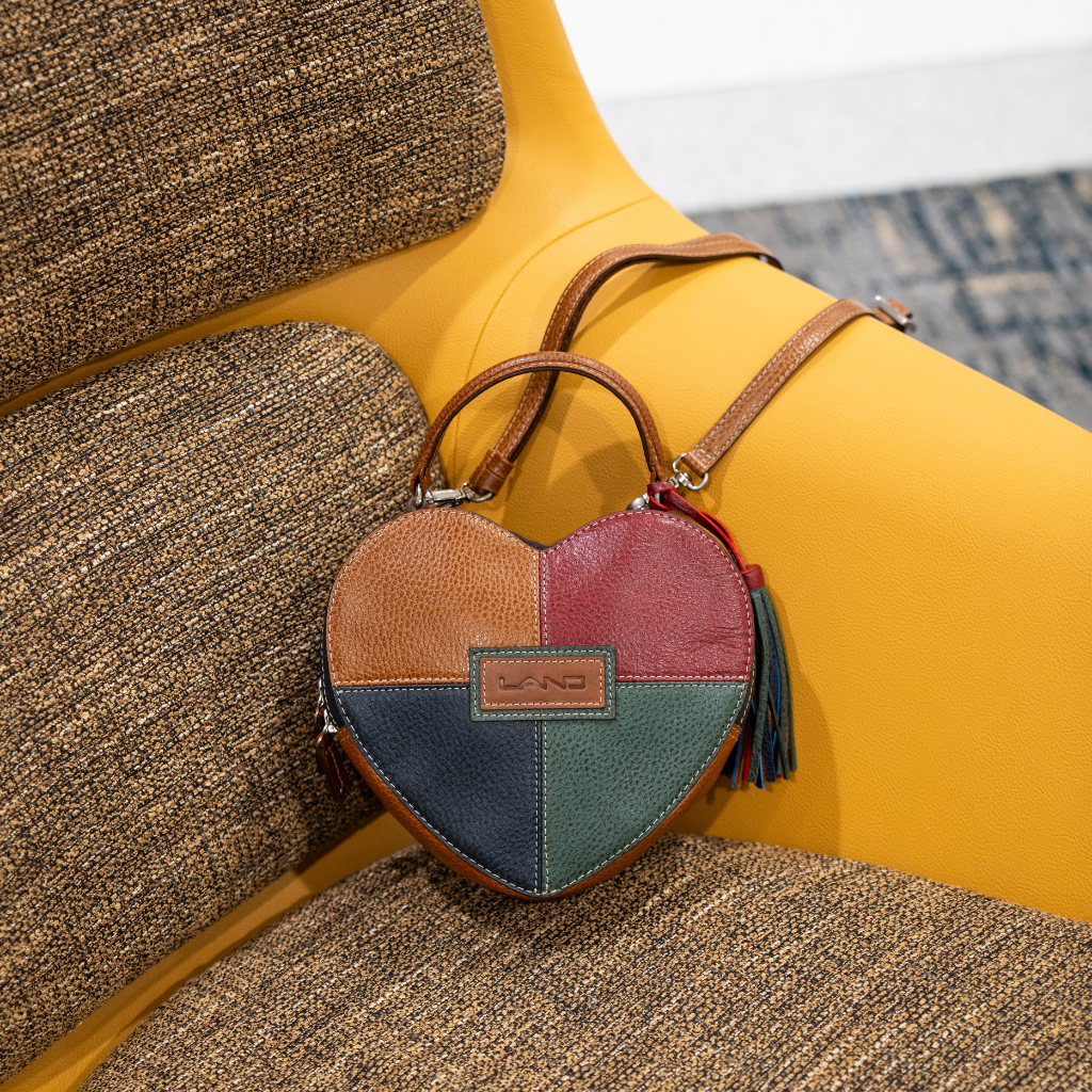 Love Struck Crossbody, Crossover Bag | LAND Leather Goods