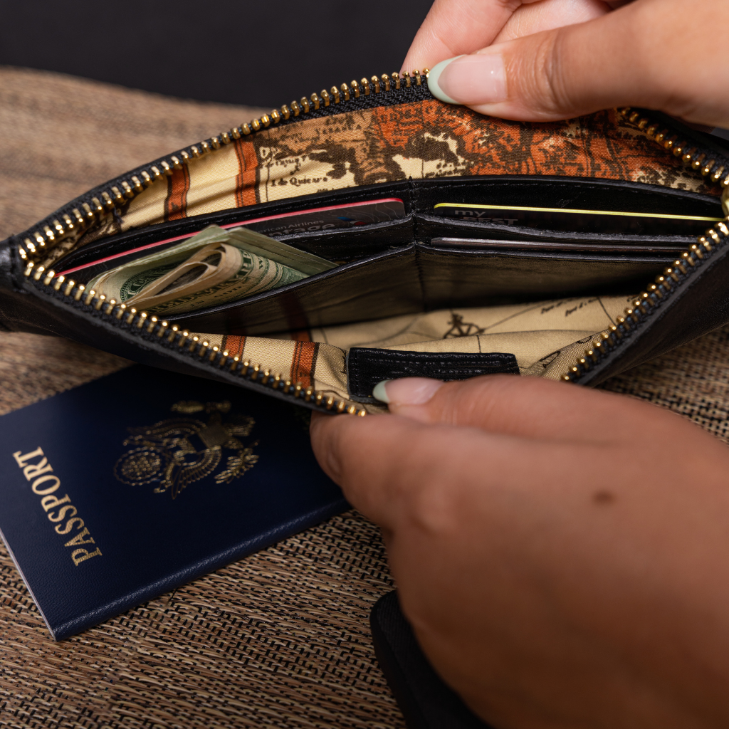 All Day Wristlet, Wristlet | LAND Leather Goods