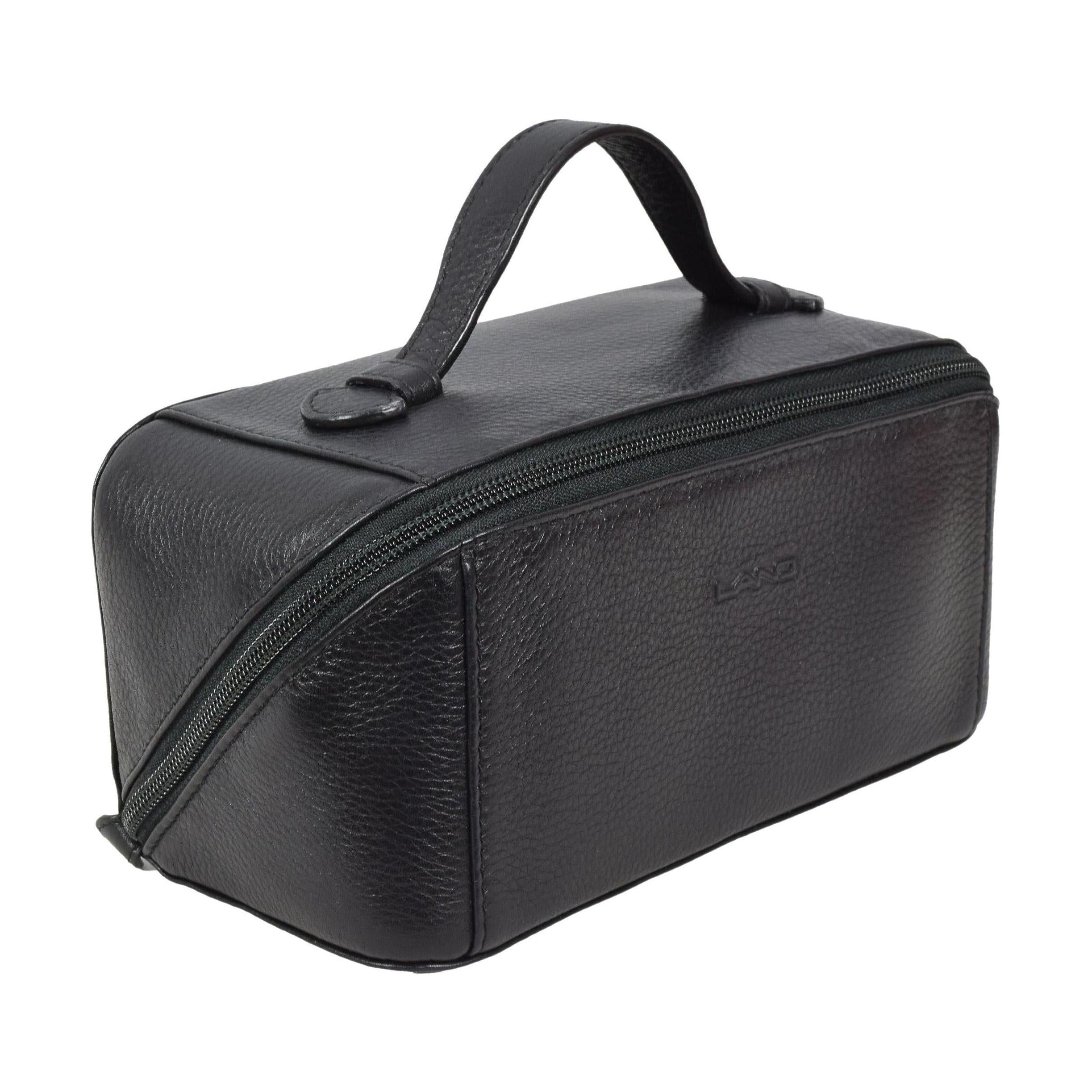 Travel Kit, Toiletry Bag | LAND Leather Goods
