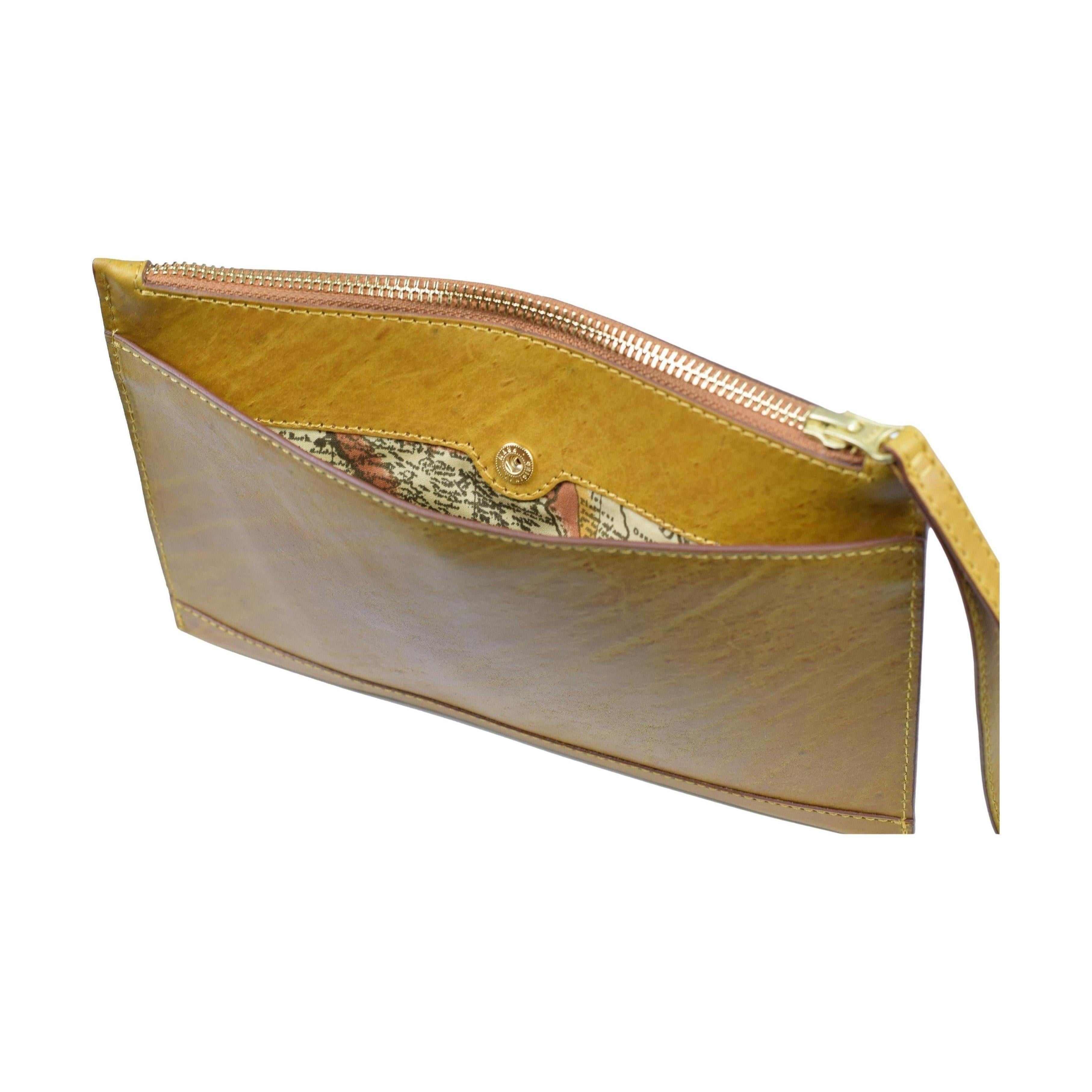 Limited All Day Wristlet - LAND Leather Goods