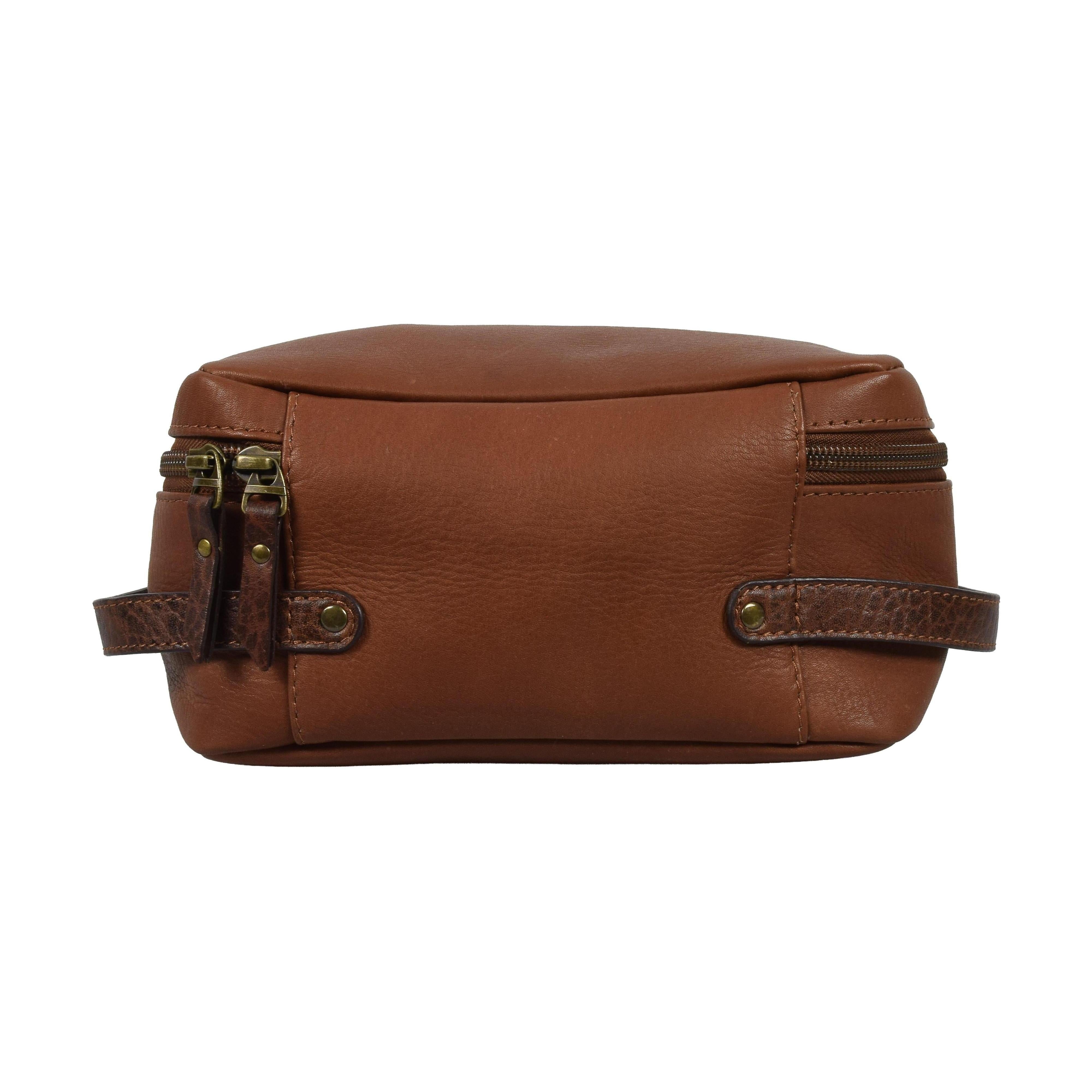 Brisbane Toiletry Kit, Toiletry Bag | LAND Leather Goods